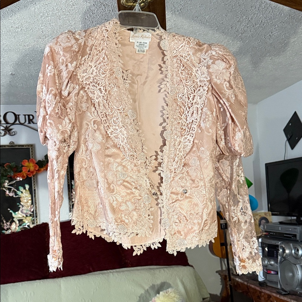 Elegant Lace Blazer